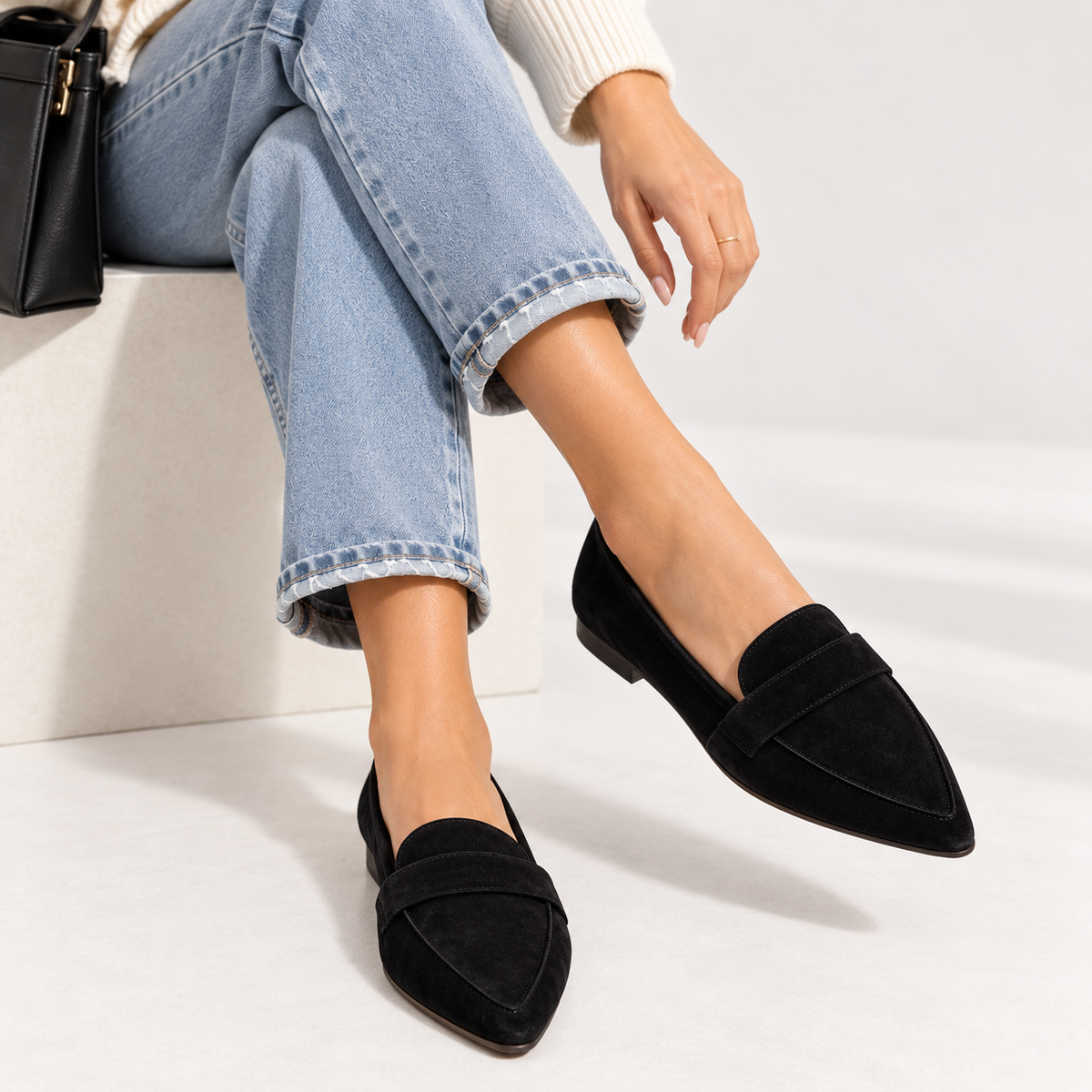 Leopard Print Pointed Toe Loafers